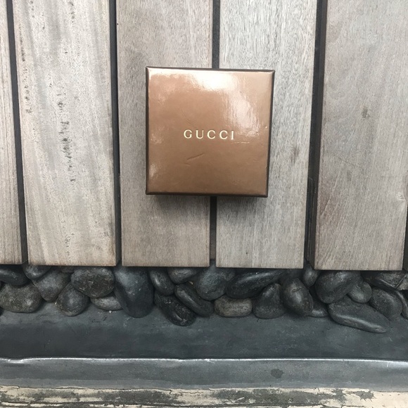 GUCCI Vintage 1302472 1500L Quartz Analog Watch - Picture 9 of 9